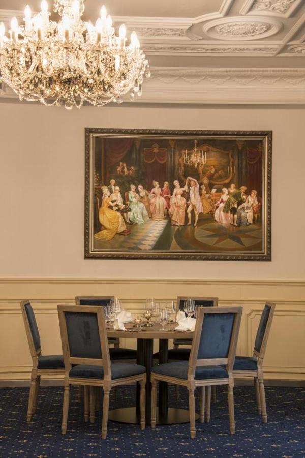Chateau Sanov Sanov  Eksteriør billede